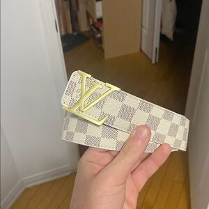 Louis Vuitton White and Tan Checkerboard Belt with Gold LV Buckle